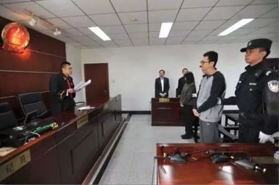 王寶強律師曬照引熱議 宋喆獲刑六年，明星經(jīng)紀背后的警示